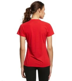TYR Women's Alliance Tech Tee 7 TYR Women's Alliance Tech Tee -Swimming And Diving 5667179790504 red 3a