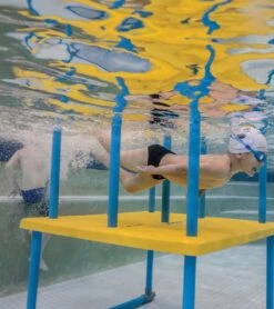 FINIS Swim Teaching Platform 1.8m X 1.1m -Swimming And Diving 5672449278120 redblue 3a