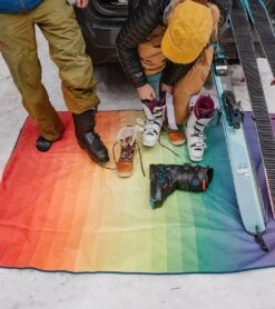 Rumpl Everywhere Mat 17 Rumpl Everywhere Mat -Swimming And Diving 7423251742888 rainbowfade 9a