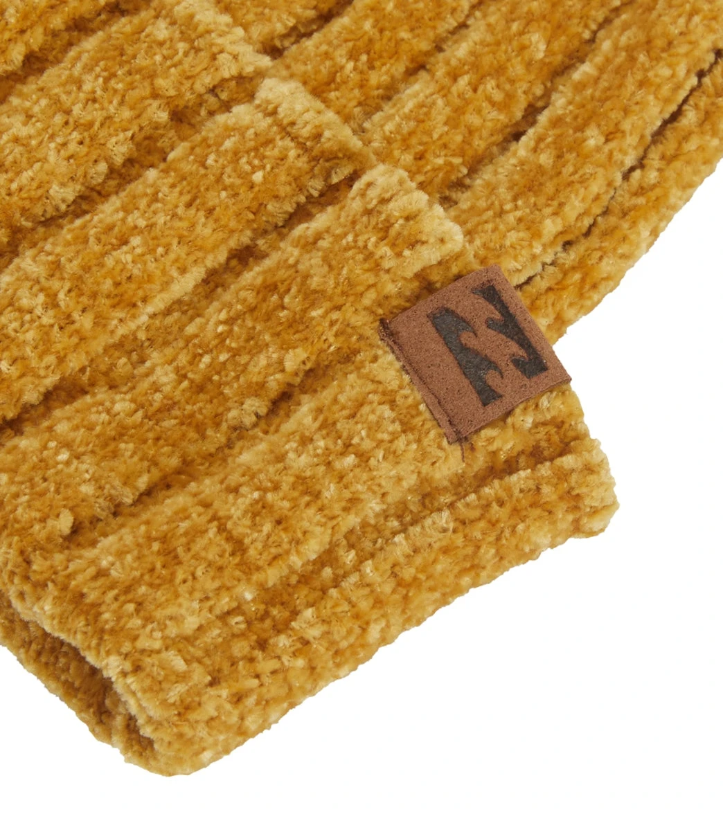 Billabong Warm Up Chenille Beanie 2 Billabong Warm Up Chenille Beanie - Image 2